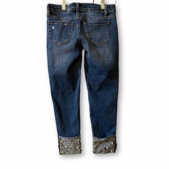 NWOT Girls size 10 Vanilla Star Beaded Crop jeans. - Picture 2 of 3